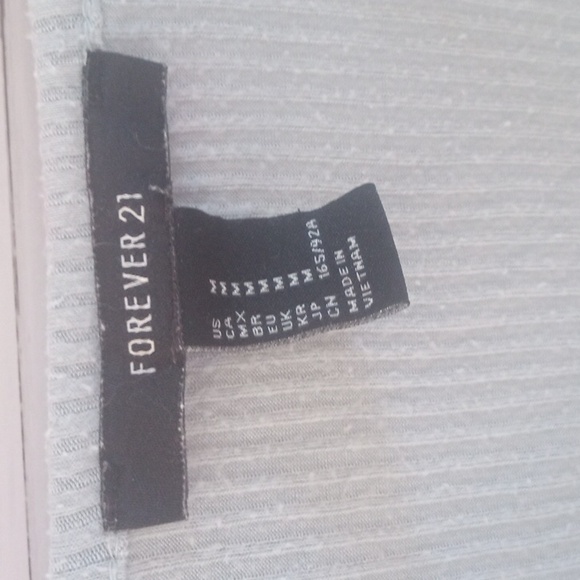 4/$13 Forever 21 Ribbed Top - Picture 3 of 3